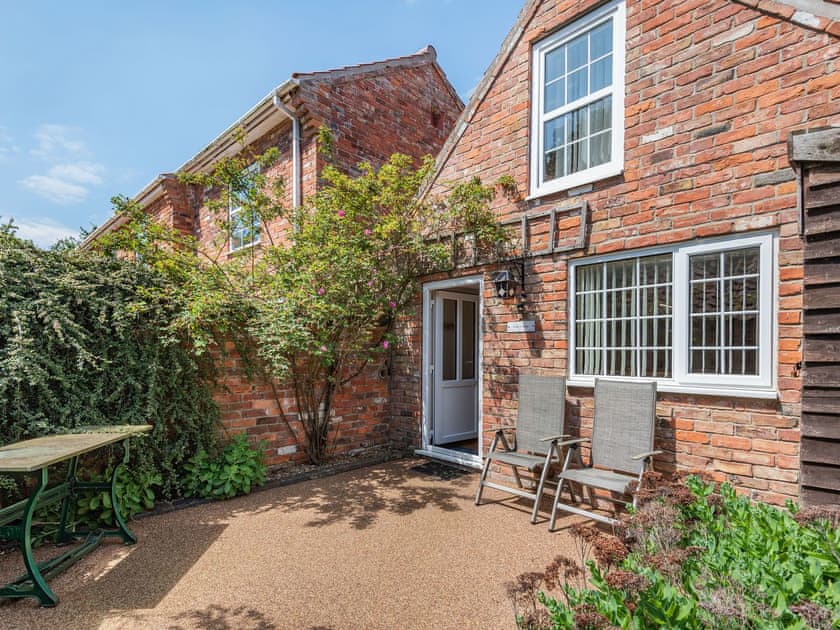 The Chestnuts Holiday Cottages Hazel Cottage (ref UK39287) in Burgh