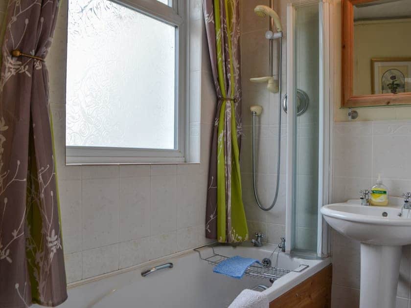 Bathroom | Old Saddlers Cottage, Ireby, Bassenthwaite
