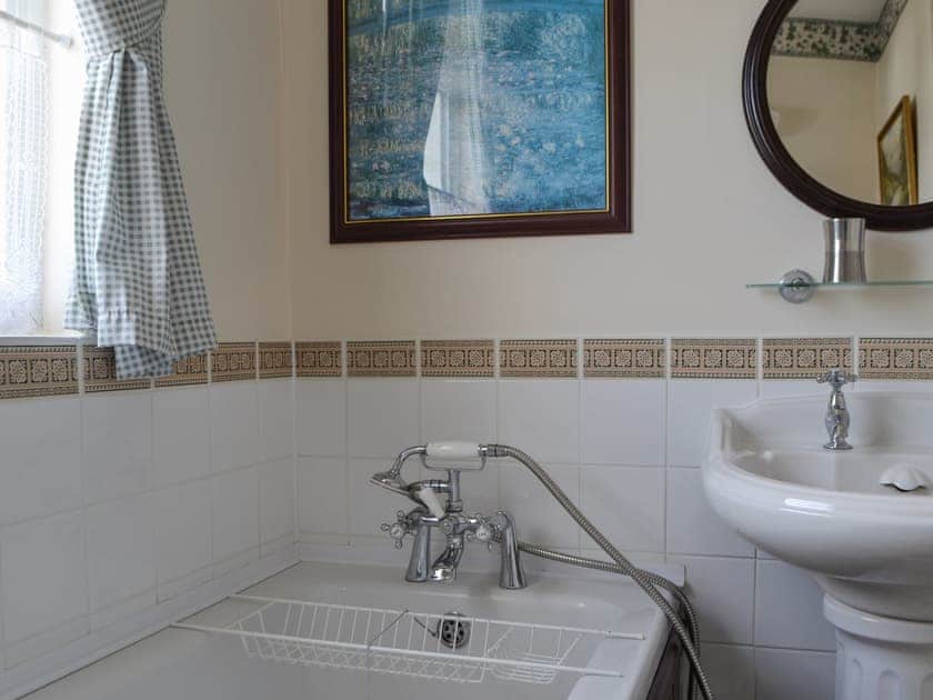 Bathroom | Old Saddlers Cottage, Ireby, Bassenthwaite