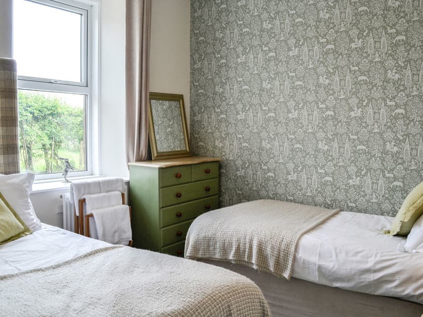 Twin bedroom | Bogrie Country Cottage, Annan, Dumfries