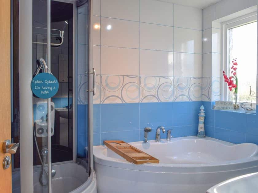 Bathroom | Burnside Cottage, Isle of Islay