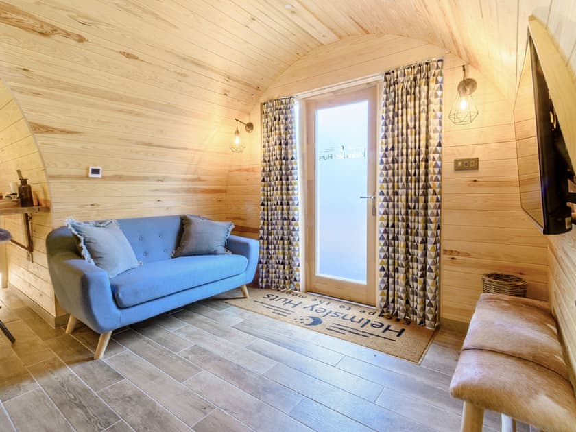 Living area | Ski Lodge - Cliff Stud Retreat, Helmsley