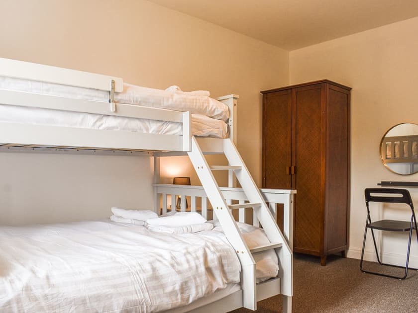 Bunk bedroom | Vale Head Apartment, Whitby