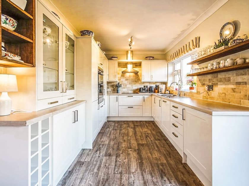 Kitchen | Godre’r Coed, Trevor
