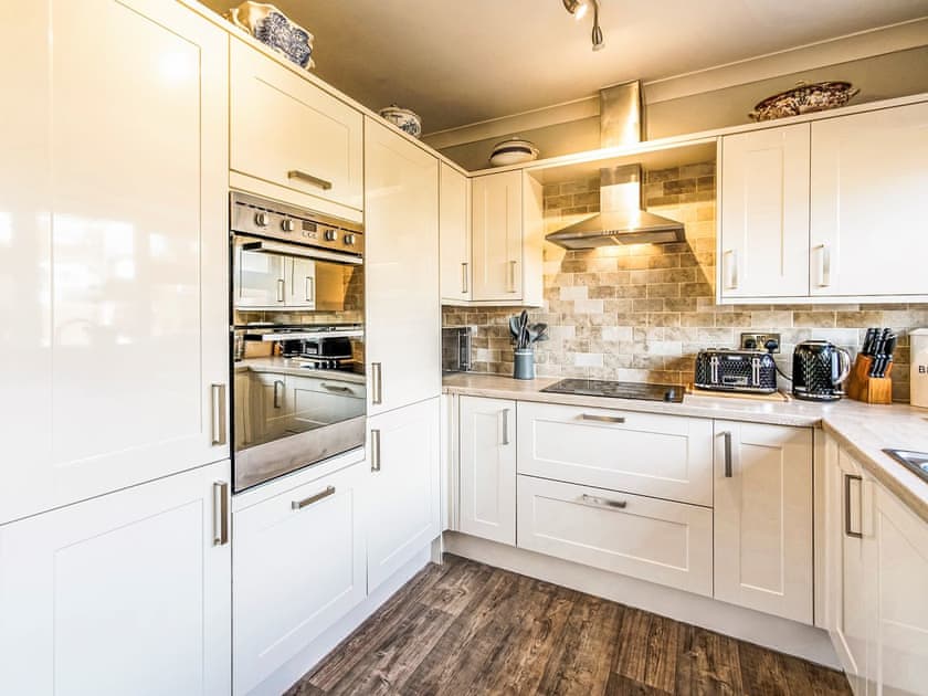 Kitchen | Godre’r Coed, Trevor
