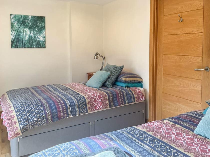 Twin bedroom | Thistle Dubh, Drumnadrochit