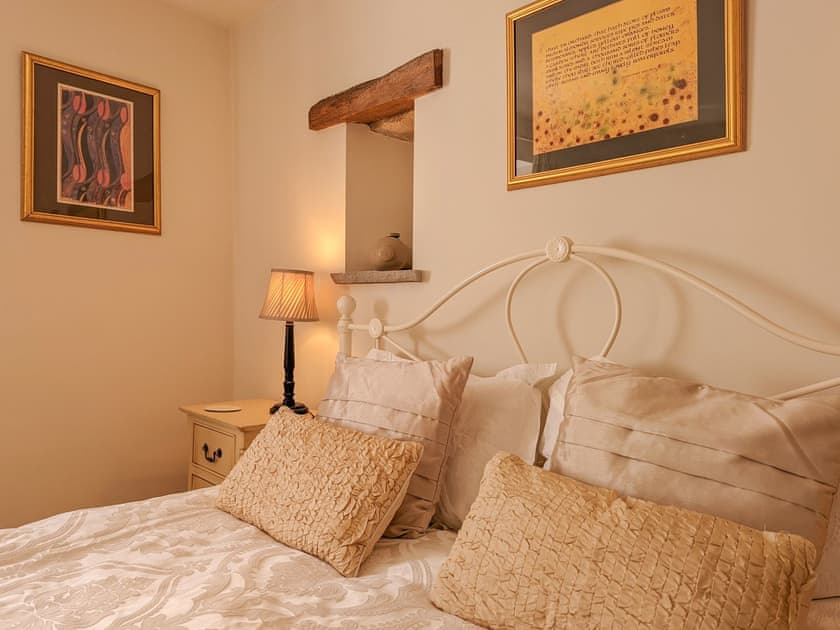 Double bedroom | Cruck - Loand House Court, Wrelton, near Pickering