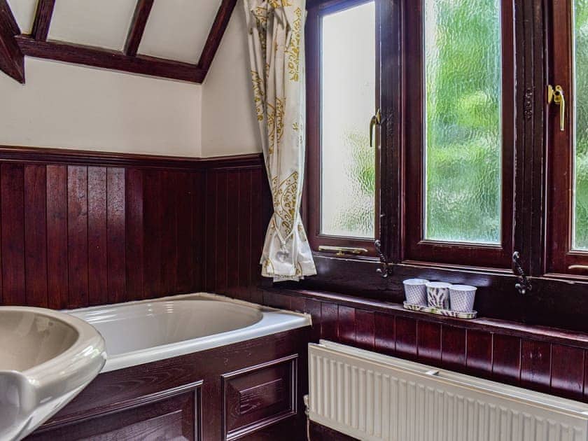 Bathroom | Heritage Lodge, Rhyl