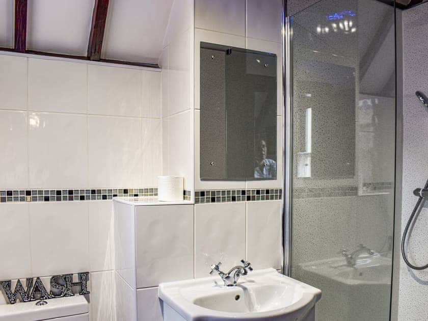 Bathroom | Heritage Lodge, Rhyl