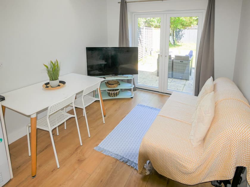 Open plan living space | Flat 2 - Turay Court, Bournemouth