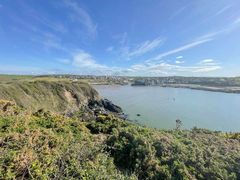 Surrounding area | Llwyn Ysgaw, Cemaes