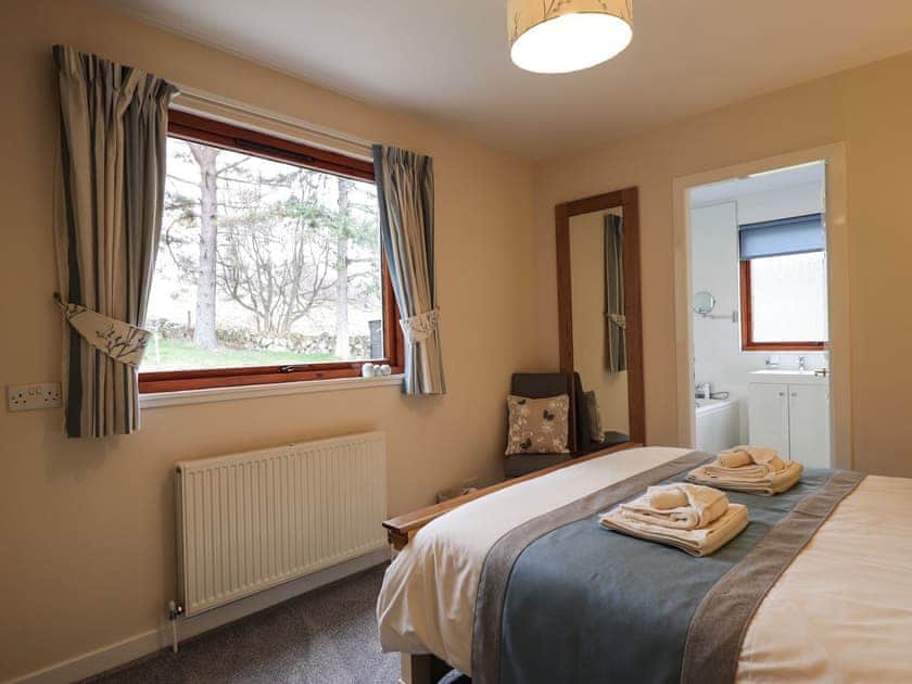 Double bedroom | Holly Cottage, Gorstan, near Garve