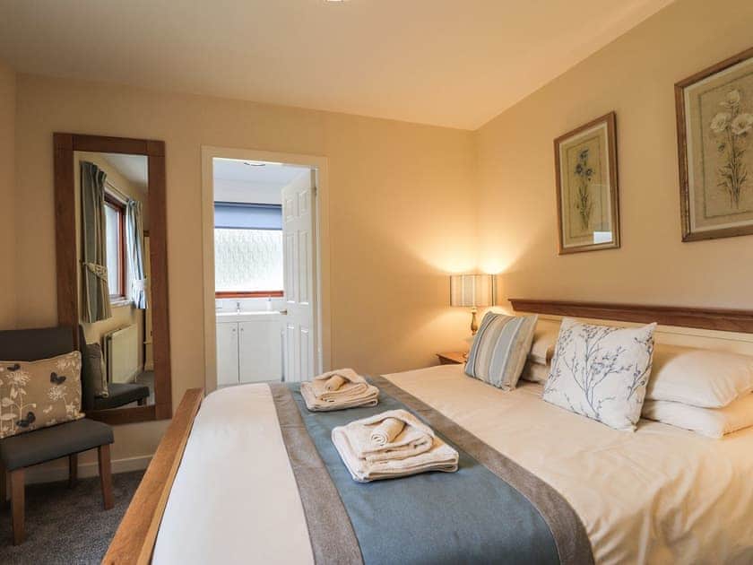 Double bedroom | Holly Cottage, Gorstan, near Garve