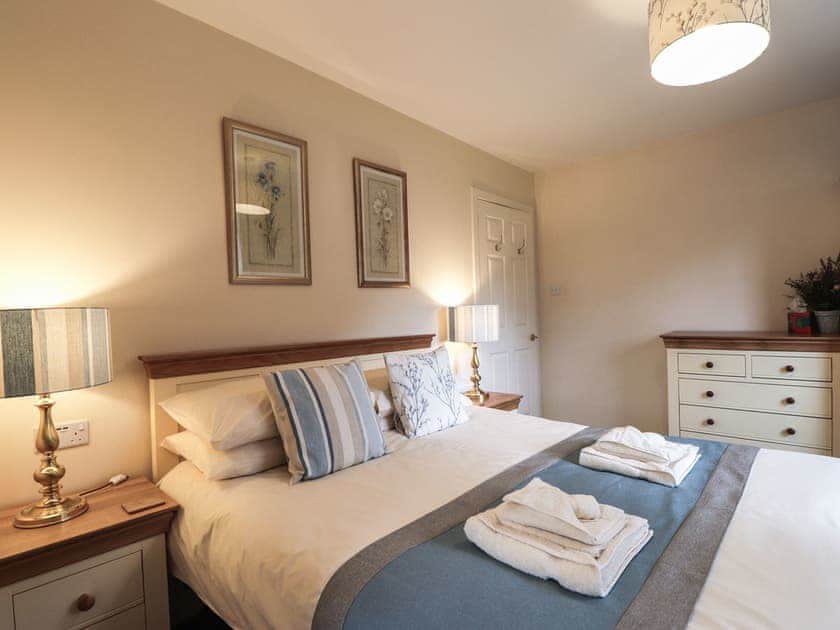 Double bedroom | Holly Cottage, Gorstan, near Garve