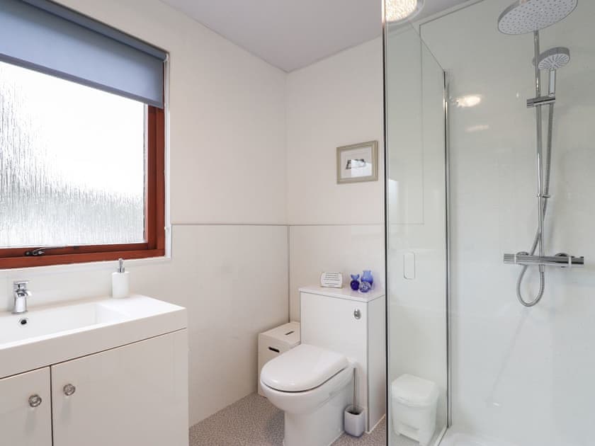 En-suite | Holly Cottage, Gorstan, near Garve
