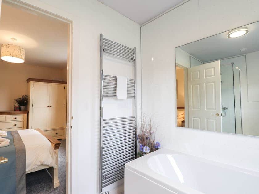 En-suite | Holly Cottage, Gorstan, near Garve