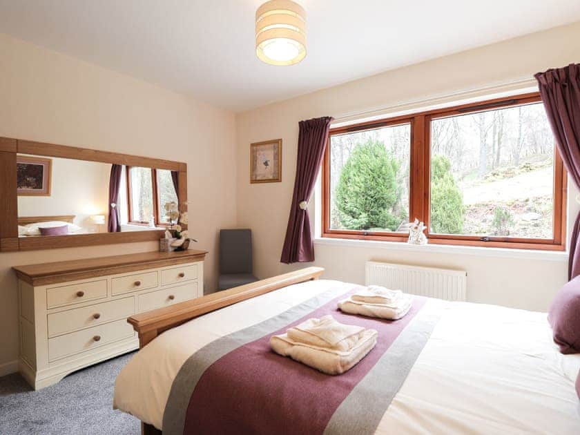 Double bedroom | Holly Cottage, Gorstan, near Garve
