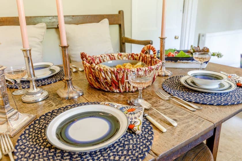 Living room/dining room | Courtyard Retreat, Tenbury Wells