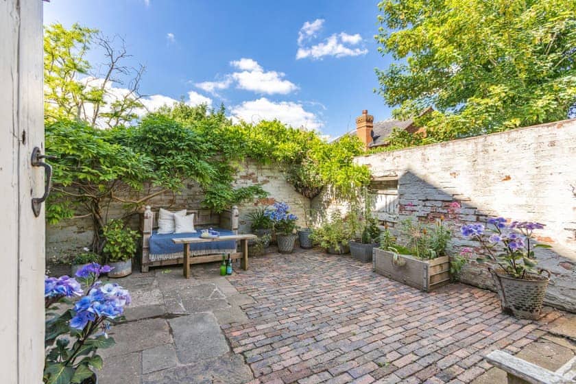 Outdoor area | Courtyard Retreat, Tenbury Wells