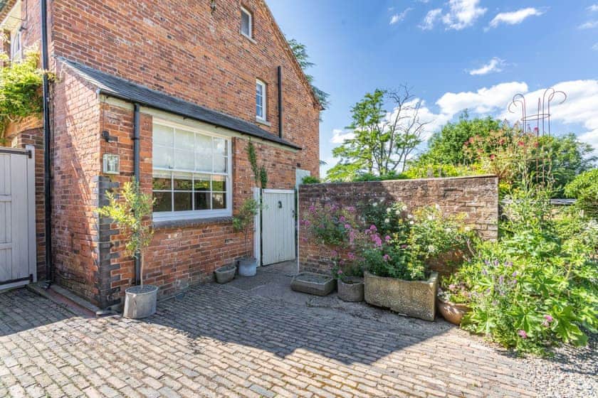 Outdoor area | Courtyard Retreat, Tenbury Wells