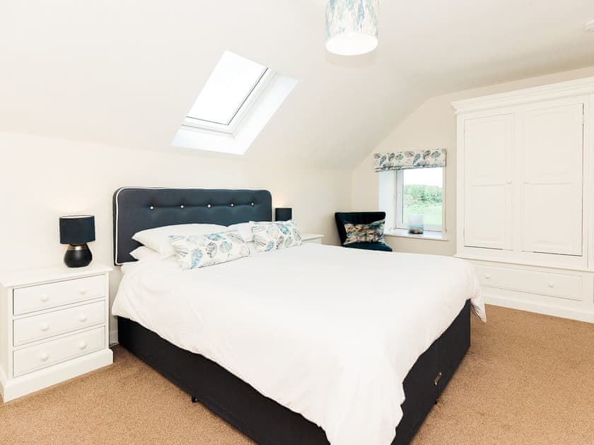 Double bedroom | High Kirkland Holiday Cottages: Robin’s Nest - High Kirkland Holiday Cottages, Kirkcudbright