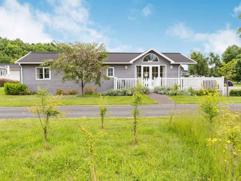 Exterior | Acacia Lodge, Mercia Marina, Willington