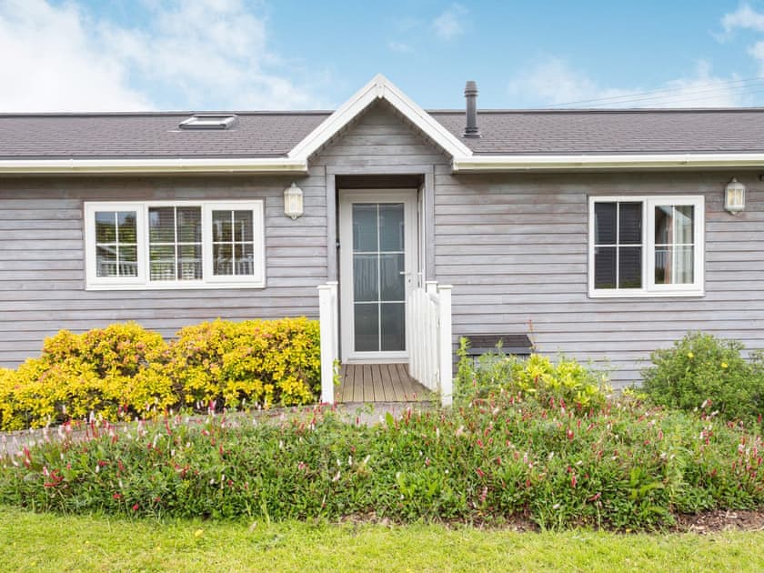 Exterior | Acacia Lodge, Mercia Marina, Willington