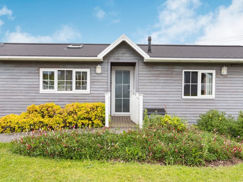 Exterior | Acacia Lodge, Mercia Marina, Willington