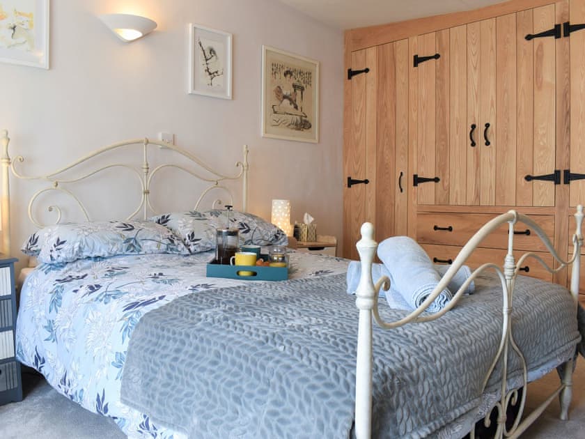 Double bedroom | Teal Cottage, Honiton