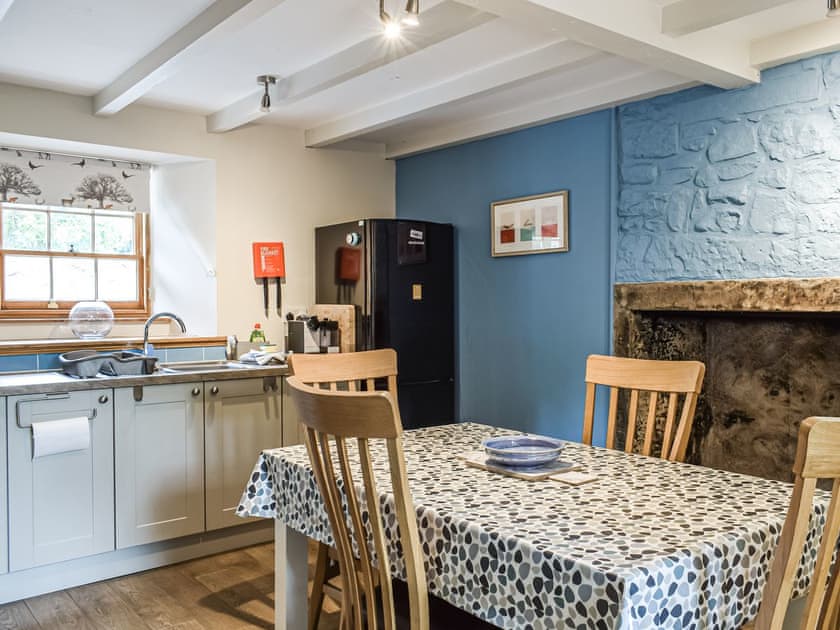 Kitchen/diner | The Thatched Cottage, Ladybank, near St Andrews and Collessie