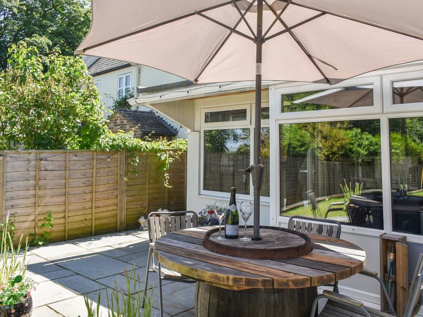 Polly Pocket (ref UK39454) in Blandford Forum