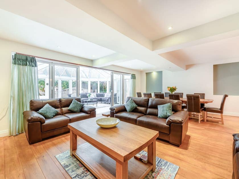 Living room/dining room | Farm Way, Northwood, near London