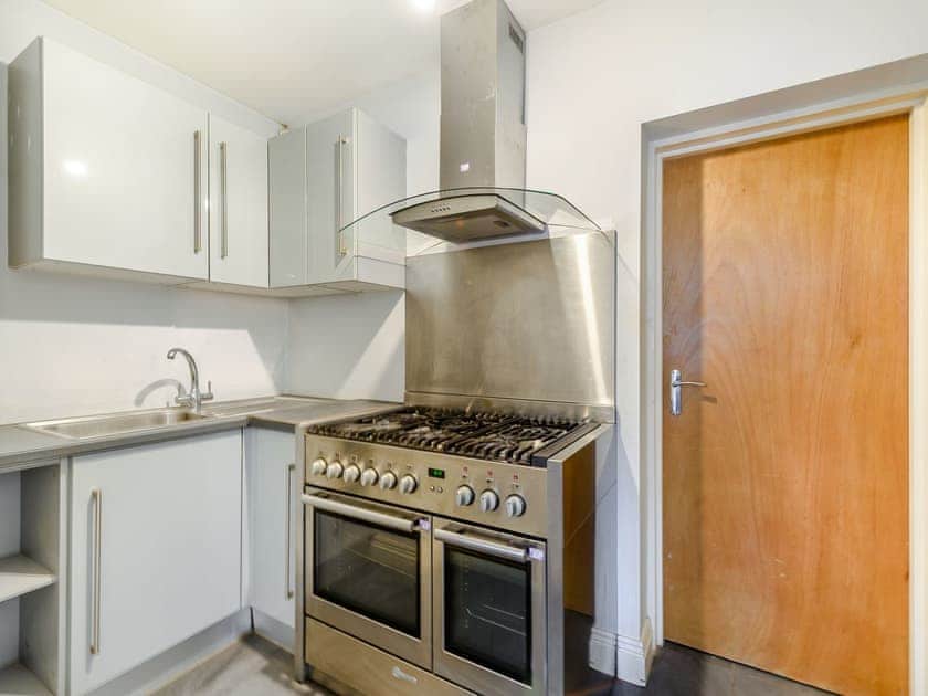 Utility room | Farm Way, Northwood, near London