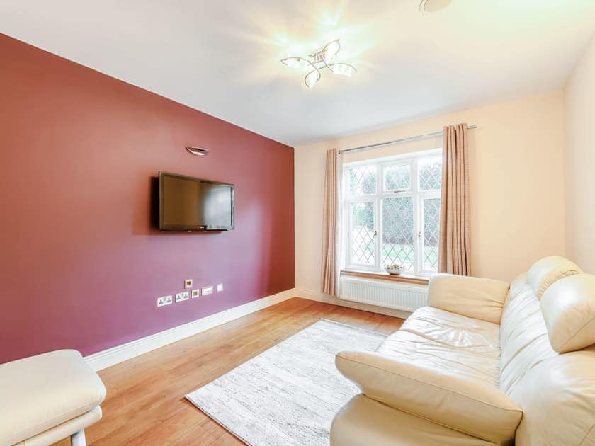 Sitting room | Farm Way, Northwood, near London