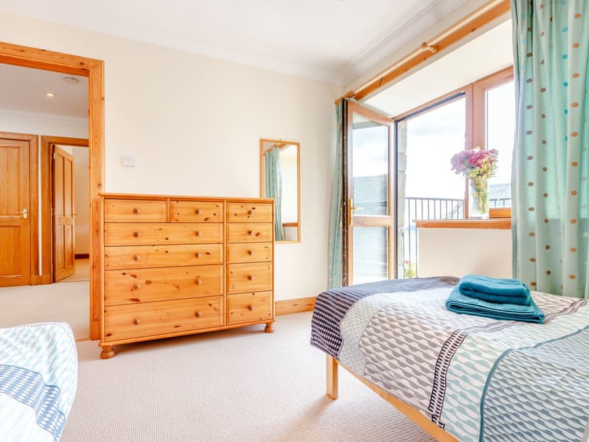Twin bedroom | The Steading Cottage, Glenfarg