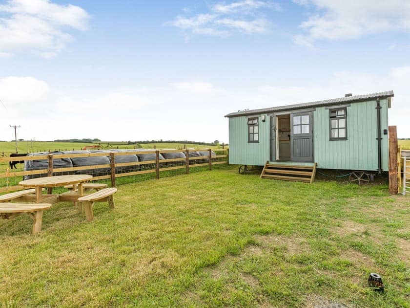 Garden | Daisy’s Rest - Quarry Hill Farm, Shipton-Under-Wychwood