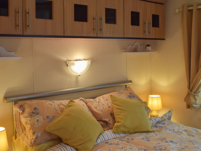 Double bedroom | Tranquillity Lodge, Ayr