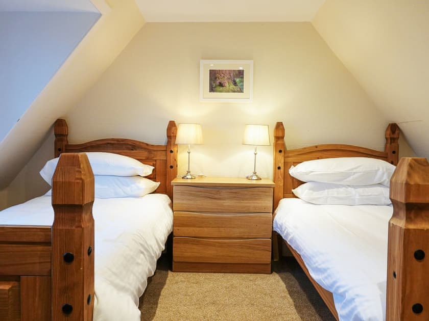 Twin bedroom | Brahan Cottages- Seaforth Cottage, Brahan, near Dingwall