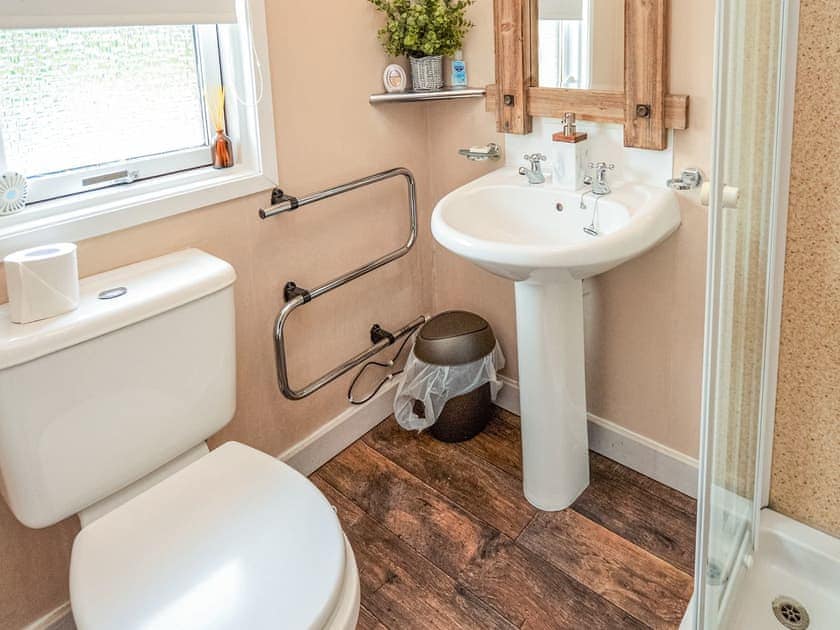 Bathroom | Breacan Lodge, Dunoon