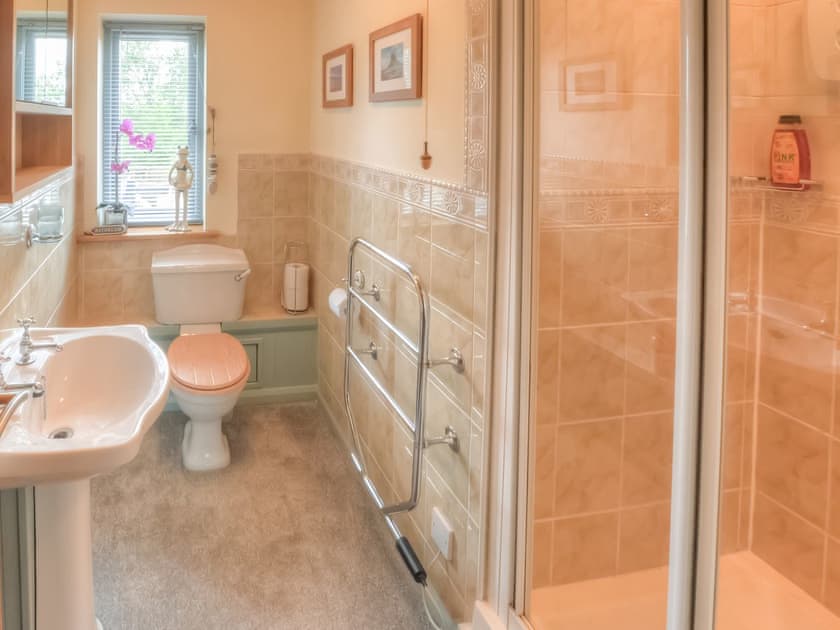Shower room | Hadrian’s Garden Villa, Henshaw, near Haltwhistle