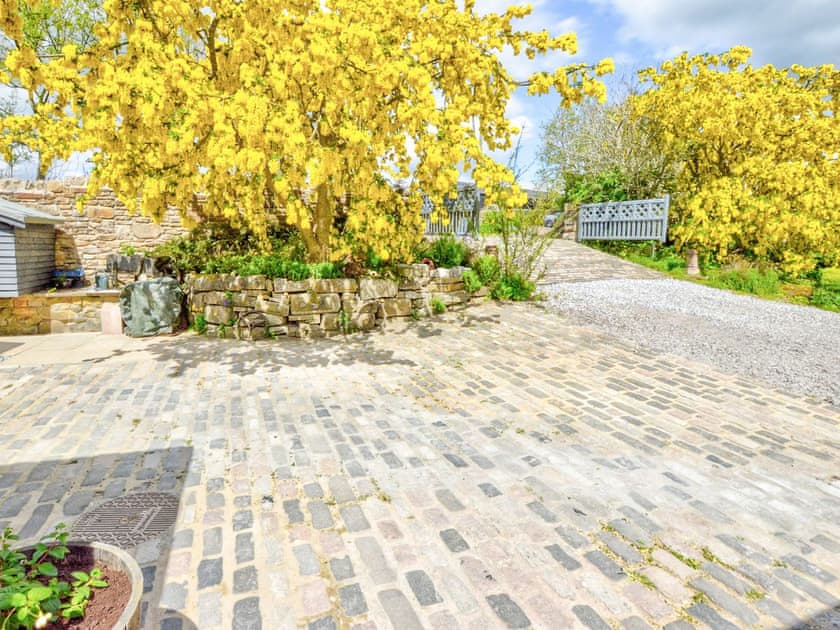 Entrance view | Hadrian’s Garden Villa, Henshaw, near Haltwhistle