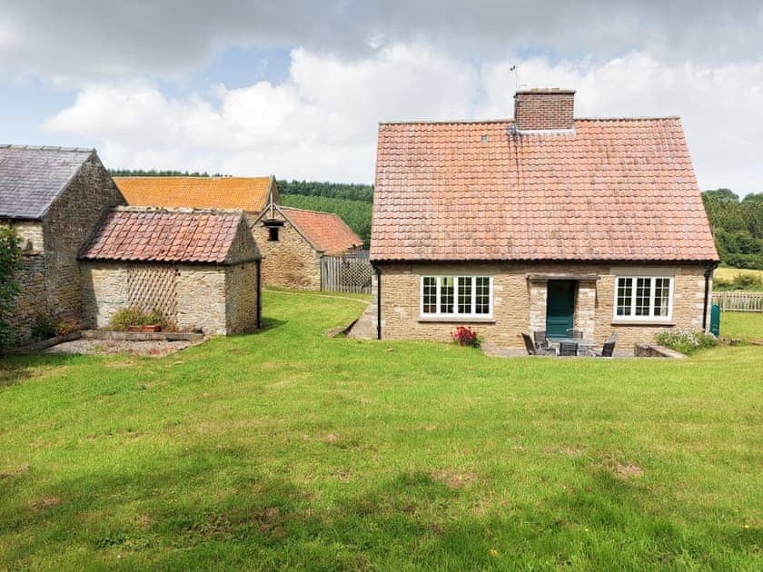 Exterior | Moorhouse Farm Cottage, Hovingham, near York