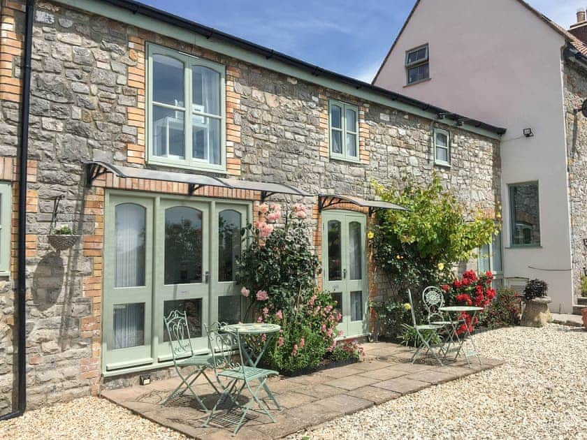 Exterior | Meadow View - The Old Strawberry Barn Studios, Cheddar