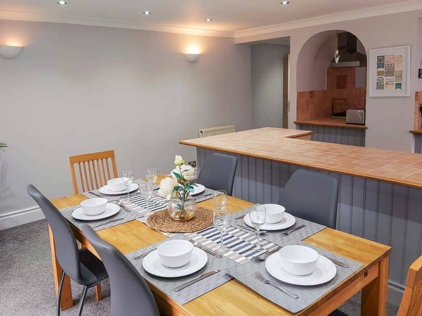 Kitchen/diner | Croeso, Conwy