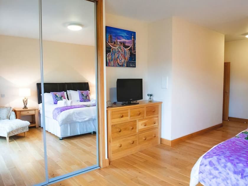 Double bedroom | Bennachie Lodge - Clovenstone Lodges, Inverurie