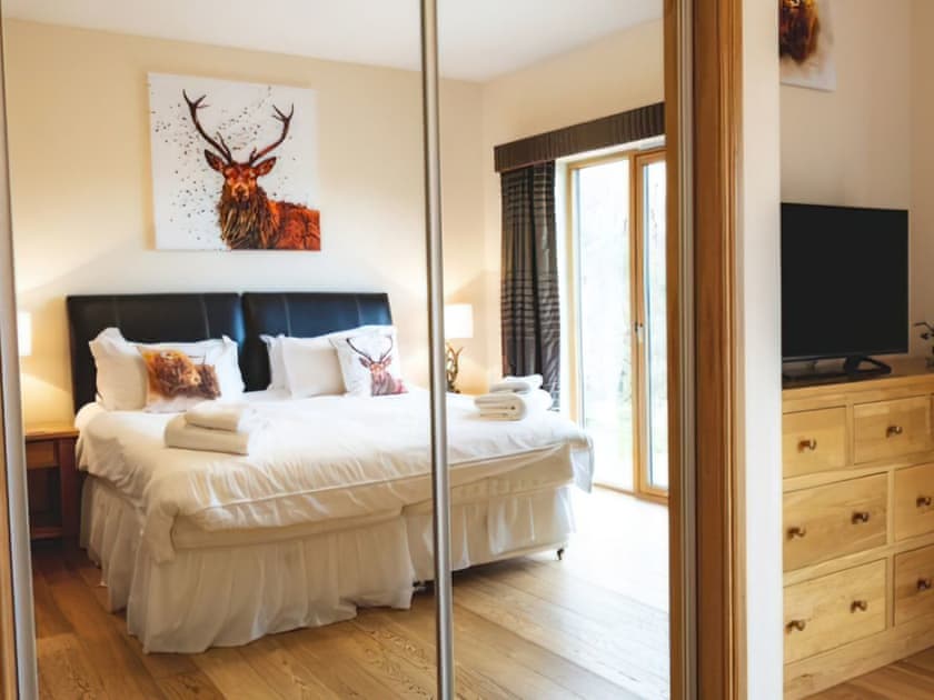 Double bedroom | Garioch Lodge - Clovenstone Lodges, Inverurie