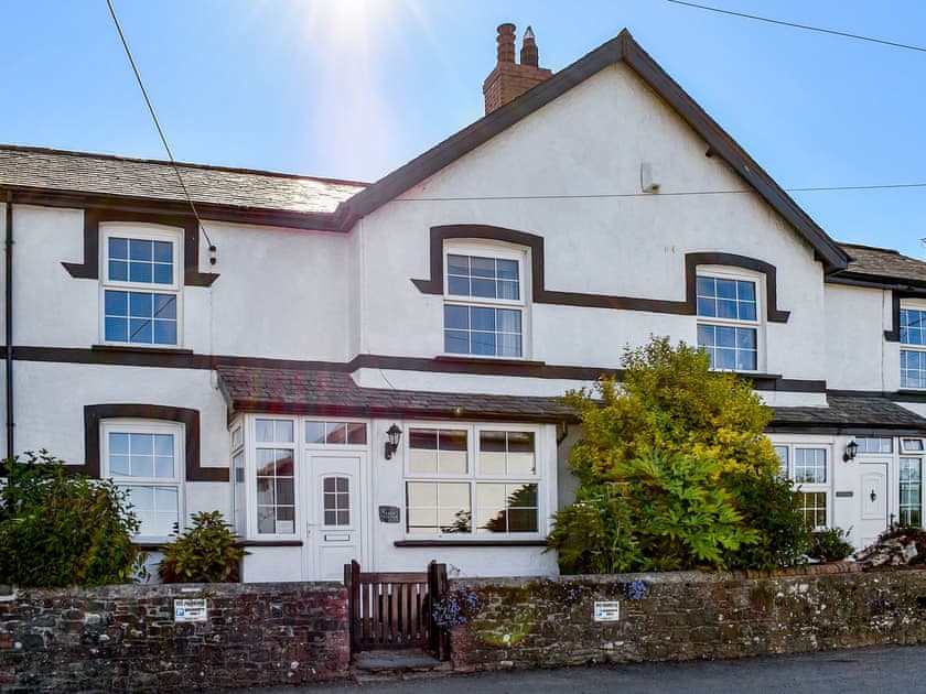 Cliff Cottage (ref UK39404) in Horns Cross, near Bideford