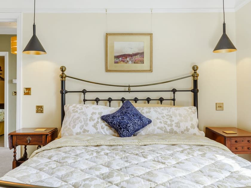 Double bedroom | Cavern House, Torquay