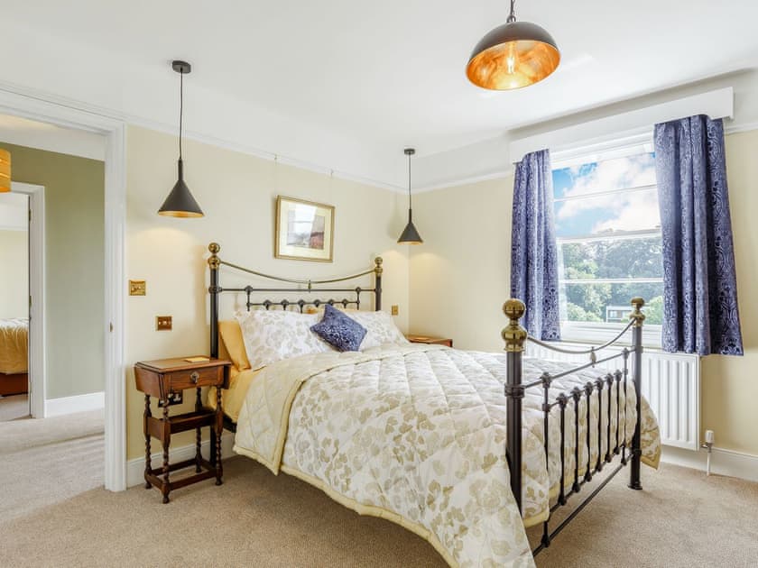 Double bedroom | Cavern House, Torquay