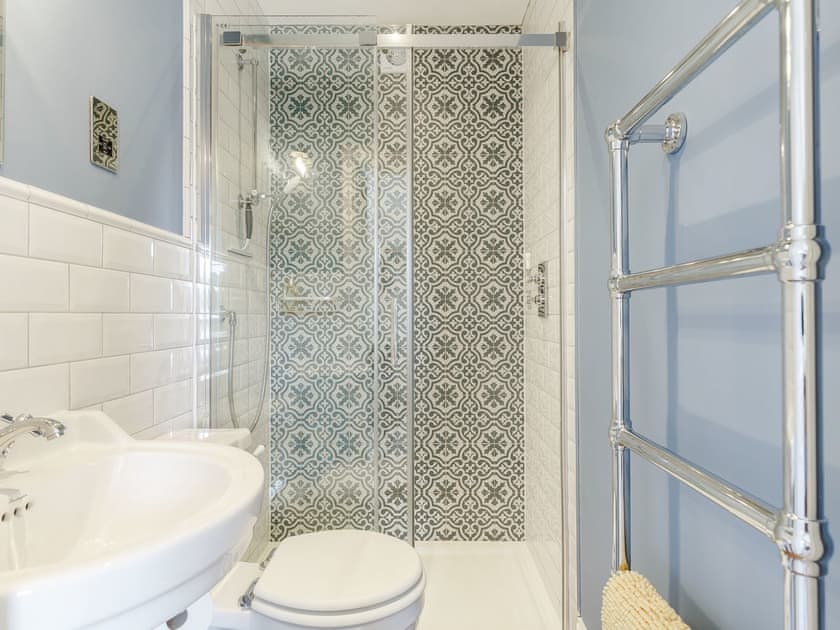 En-suite | Cavern House, Torquay